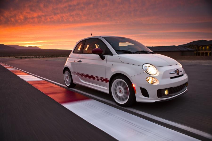  Abarth 500 2012 года  (NA) (фото 14 из 75)